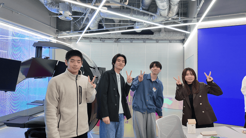 発表後の一幕。左から木島さん、秋元さん、古谷さん、廣嶋さん