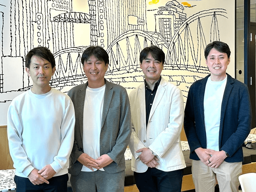 左から伊藤氏、杉本氏、中畑氏、三輪氏