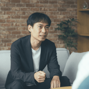 高倉さん 正方形.png