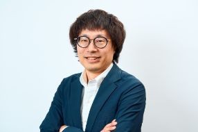 山本様　顔写真 (1) (1).jpg