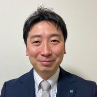 う_浦田 和佳_Urata Kazuyoshi_200x200.jpg