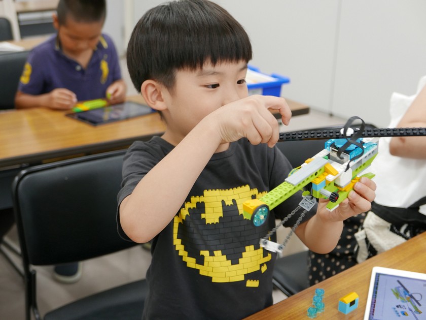 ＜初心者・未就学児 大歓迎！＞プログラミングでロボットを動かしてみよう