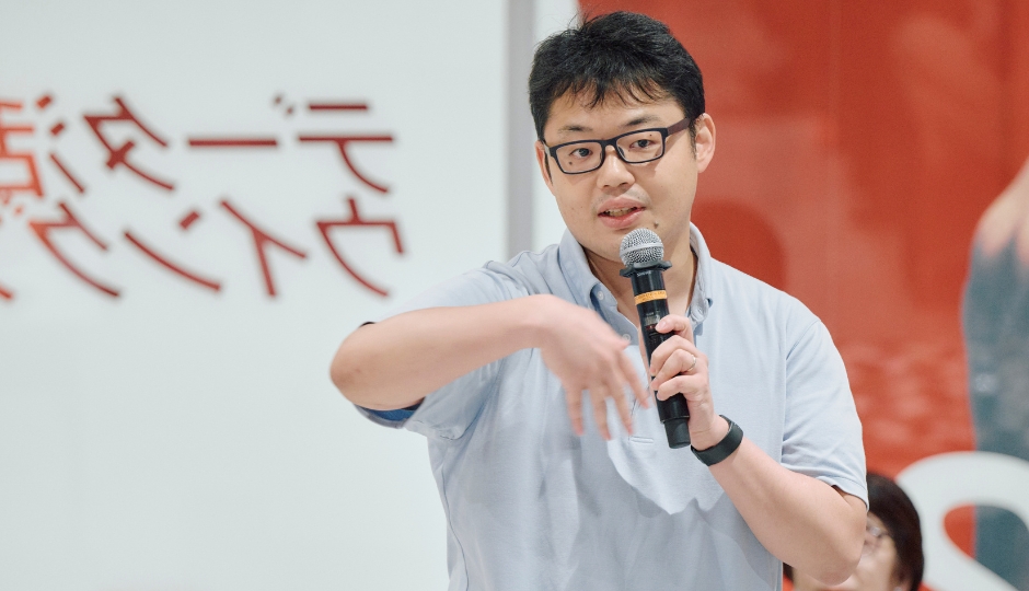 データ界隈100人カイギ キュレーター
法人番号株式会社 　代表取締役
吉田裕宣（マエス）さん