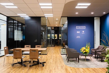 Finatextホールディングス